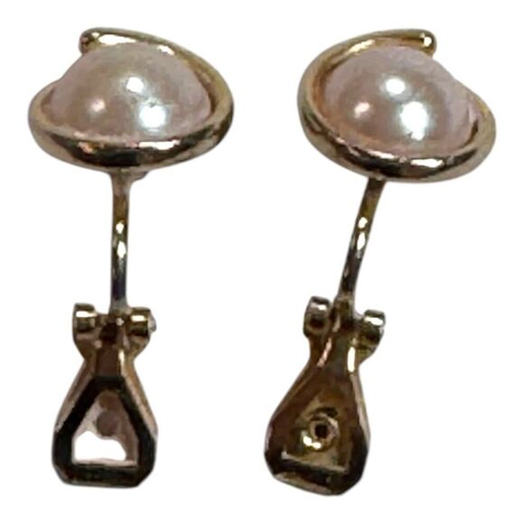 Vintage Gold Tone Clip On Earring Coro Faux Pearl Classic Minimalist Simple Prom - Picture 3 of 4